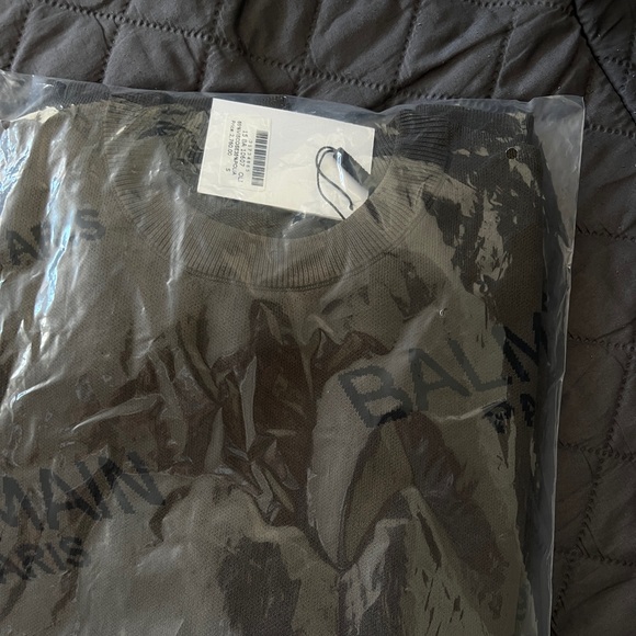 BRAND NEW BALMAIN LONGSLEEVE - Picture 3 of 4